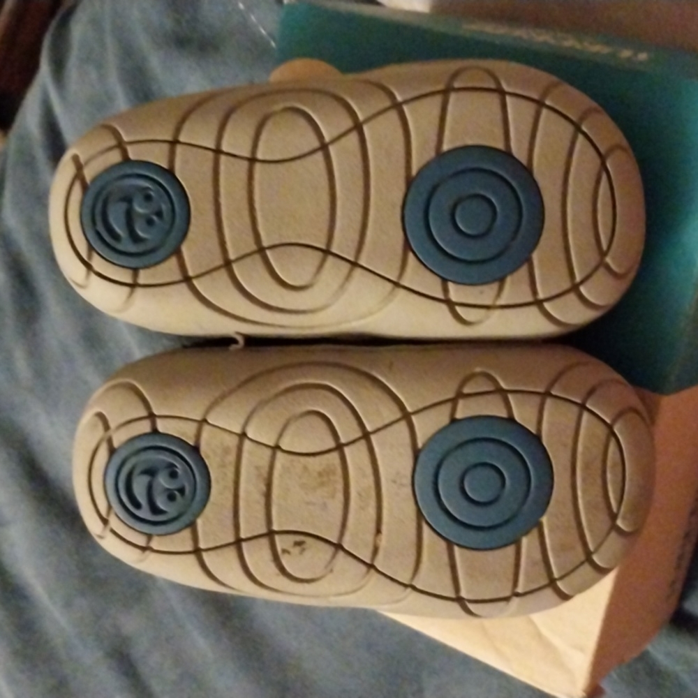 Suprize by Stride Rite - Picture 5 of 6